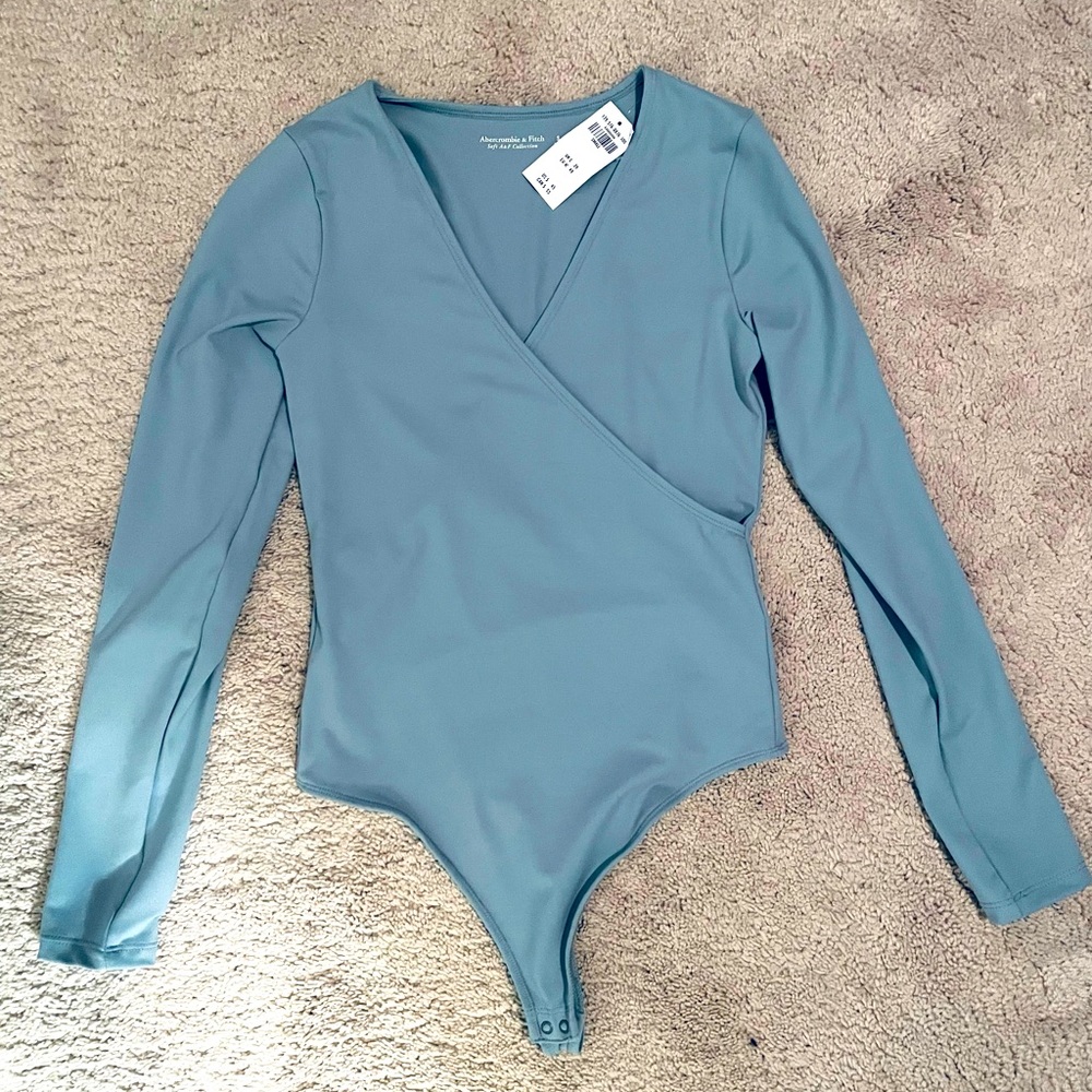 NWT A&F long sleeve bodysuit - light blue